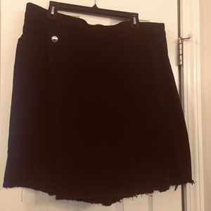 NWT City Chic Asymmetrical denim frayed hem skirt